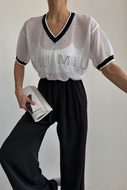 File Miu Triko Krem