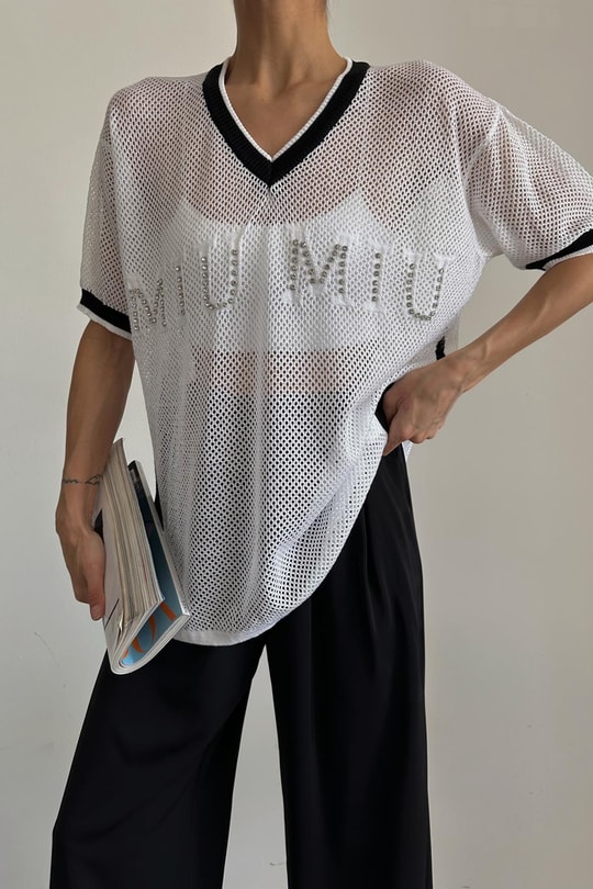 File Miu Triko Krem