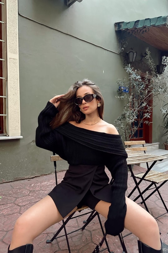 Madonna Yaka Fitilli Kazak Siyah