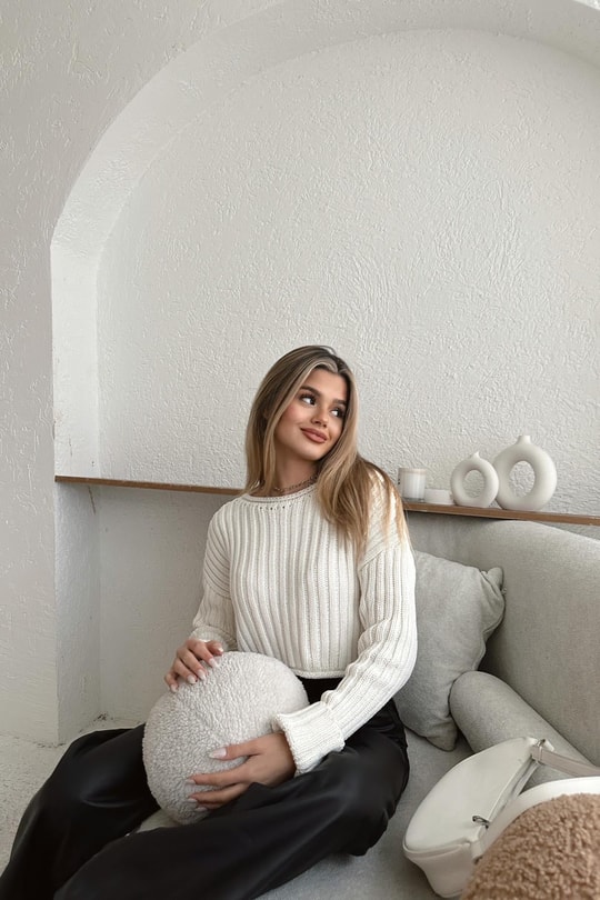 Örgü Crop Kazak Krem