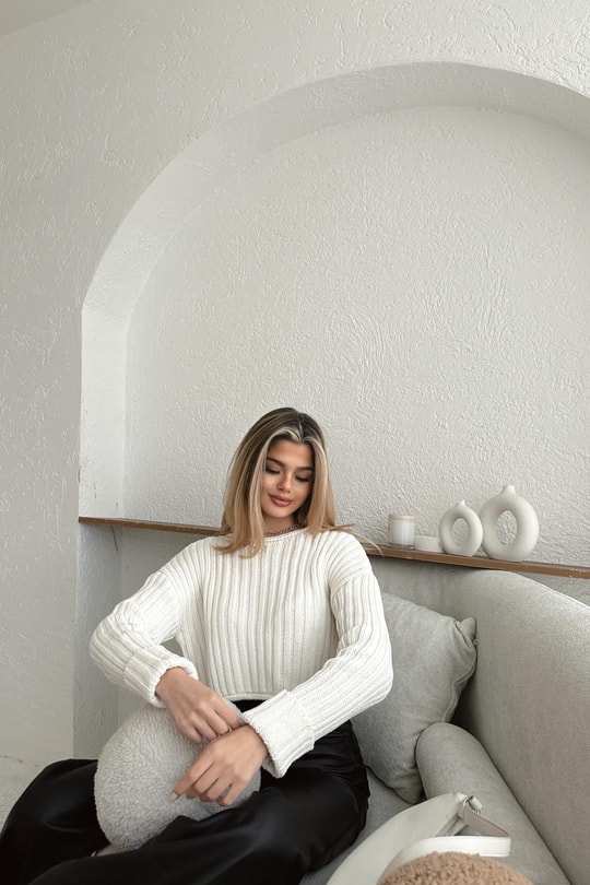 Örgü Crop Kazak Krem