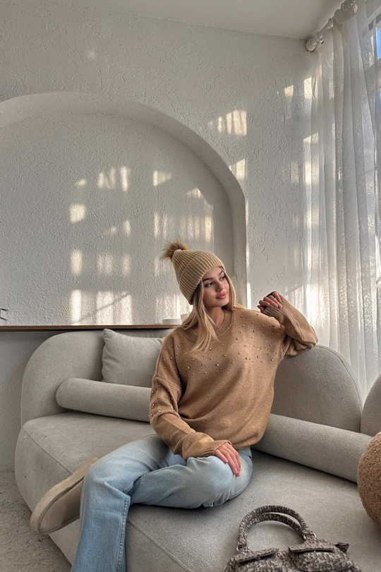Taşlı Oversize Kazak Bej