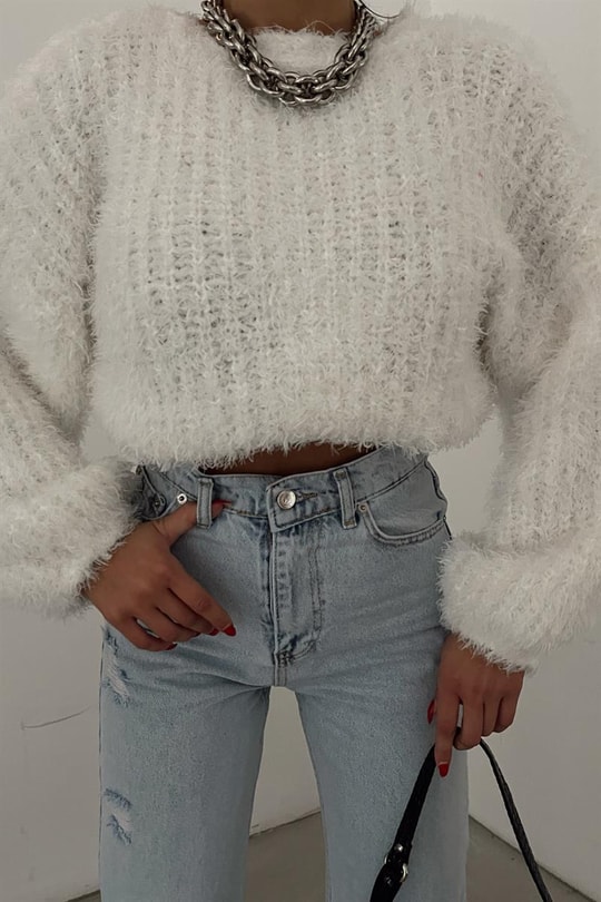 Yumoş Crop Kazak Beyaz