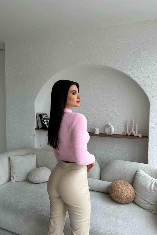 Yumoş Dik Yaka Kazak Pembe