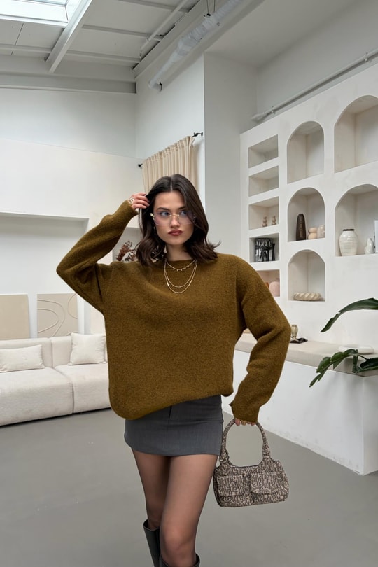 Yumuşak Tüylü Oversize Kazak Yağ Yeşili