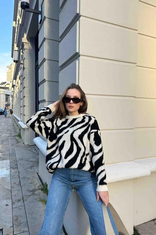 Zebra Yün Kazak Krem
