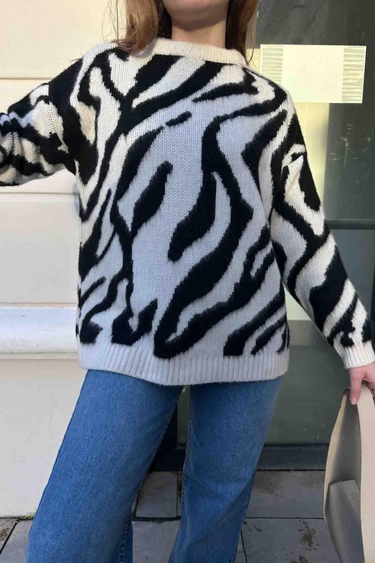 Zebra Yün Kazak Krem