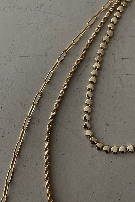 Oval Kalpli Sarmal Zincir Kolye Gold