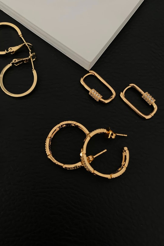 Çelik Geometrik Zirkon Küpe Gold