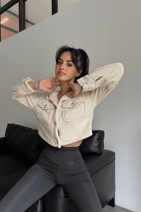 Cepli Peluş Mont Bej