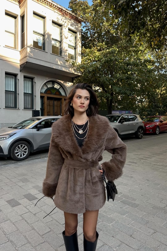 Kuşaklı Premium Midi Kürk Kaban Kahve