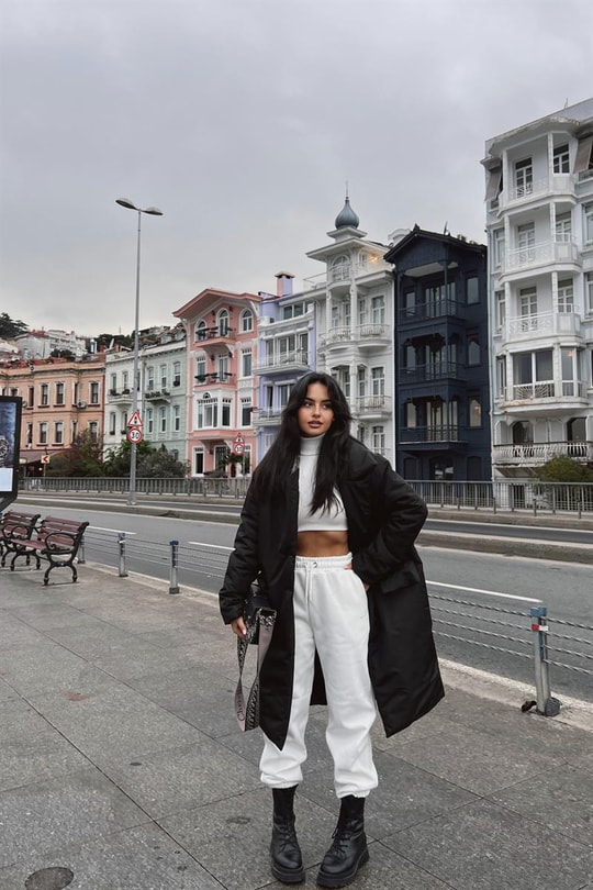 Oversize Cepli Şişme Mont Siyah