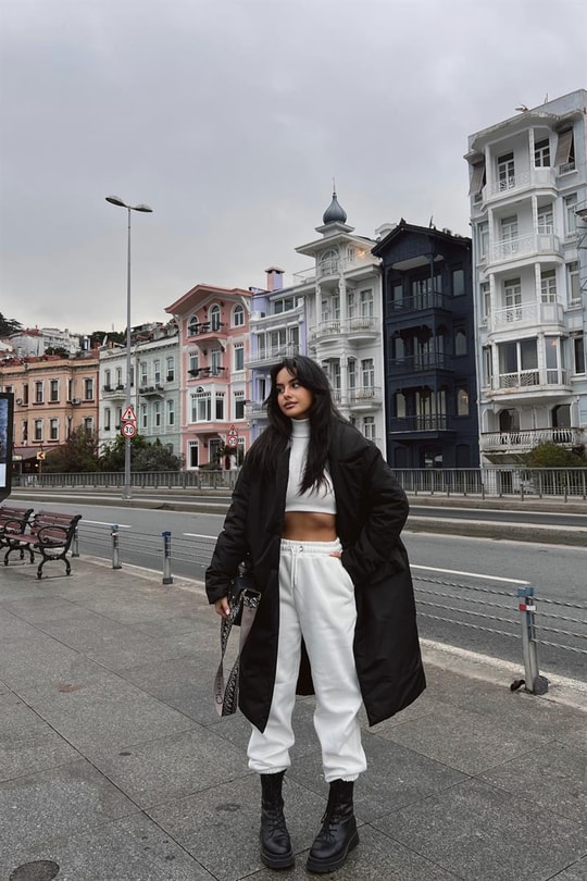 Oversize Cepli Şişme Mont Siyah
