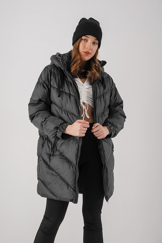 Oversize Kapüşonlu Şişme Mont Siyah
