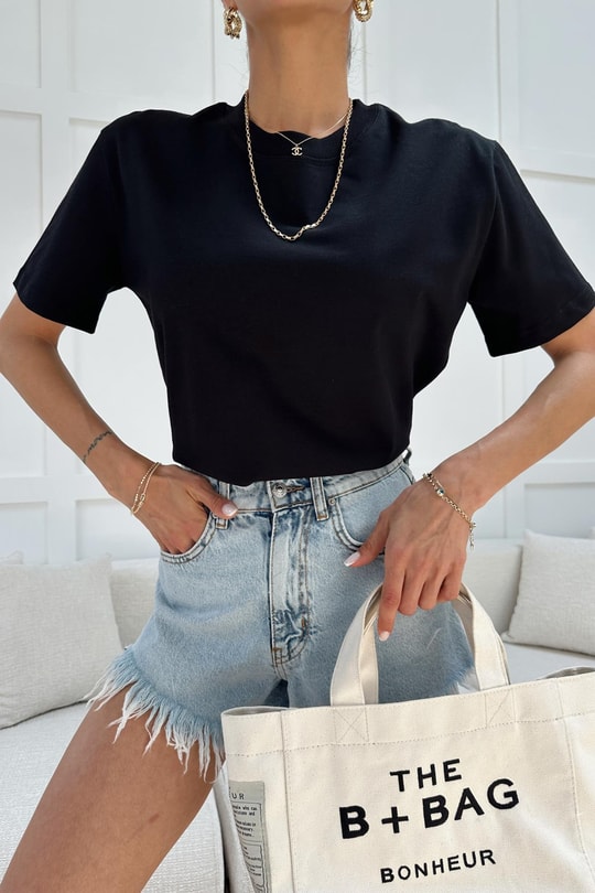 Dekoratif Dikişli Bisiklet Yaka Tshirt Siyah