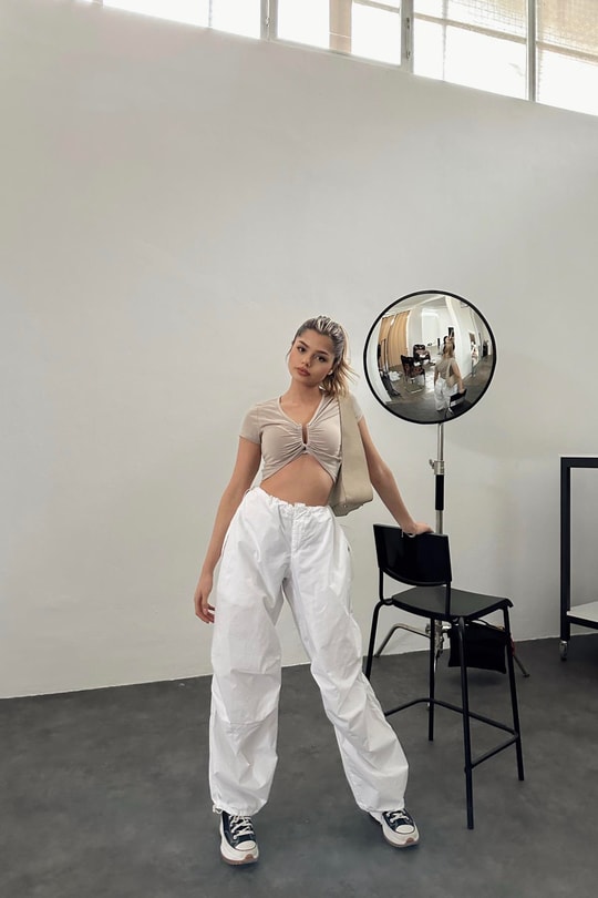 Ön Büzgülü Crop Top Bej