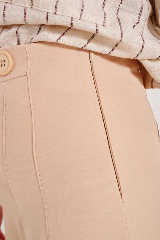 Bel Düğmeli Klasik Pantolon Bej