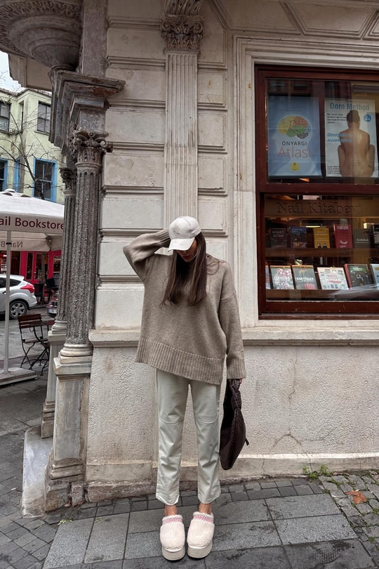 Dikişli Deri Pantolon Krem