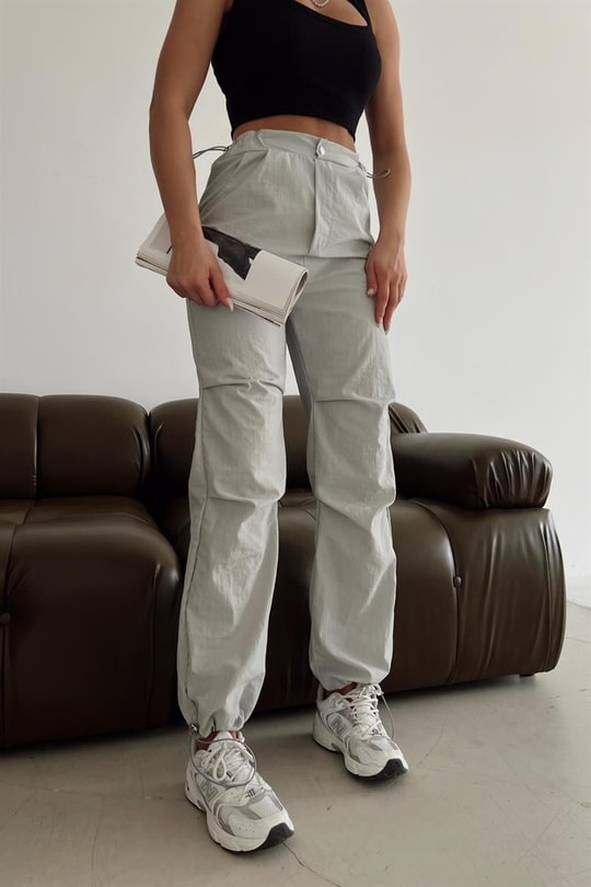 Paçası Büzgülü Paraşüt Pantolon GRİ