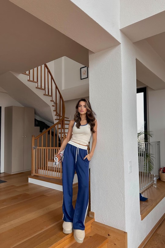 Yan Şeritli Bağçıklı Pantolon Lacivert