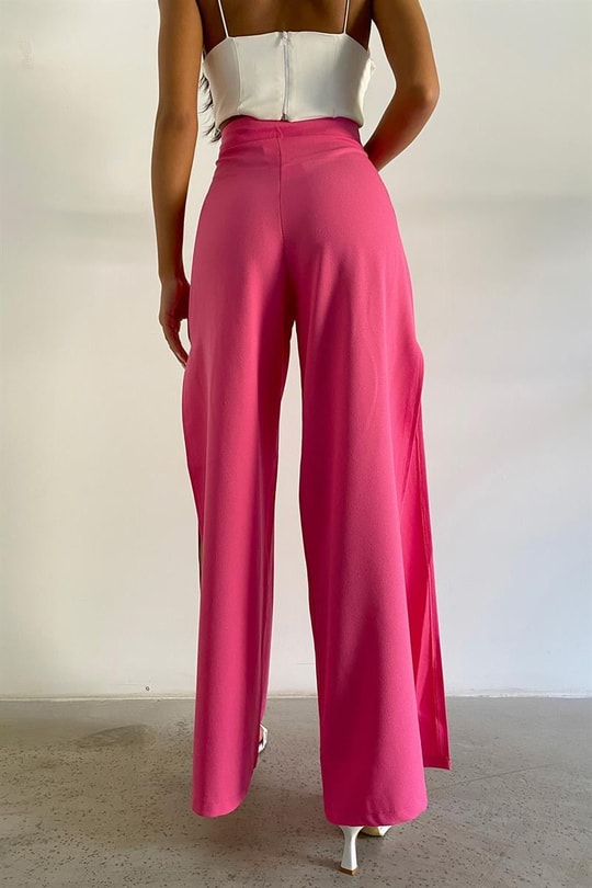 Yanı Yırtmaçlı Salaş Pantolon Pembe