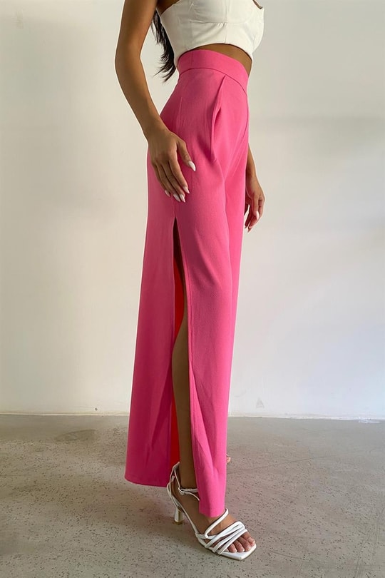 Yanı Yırtmaçlı Salaş Pantolon Pembe