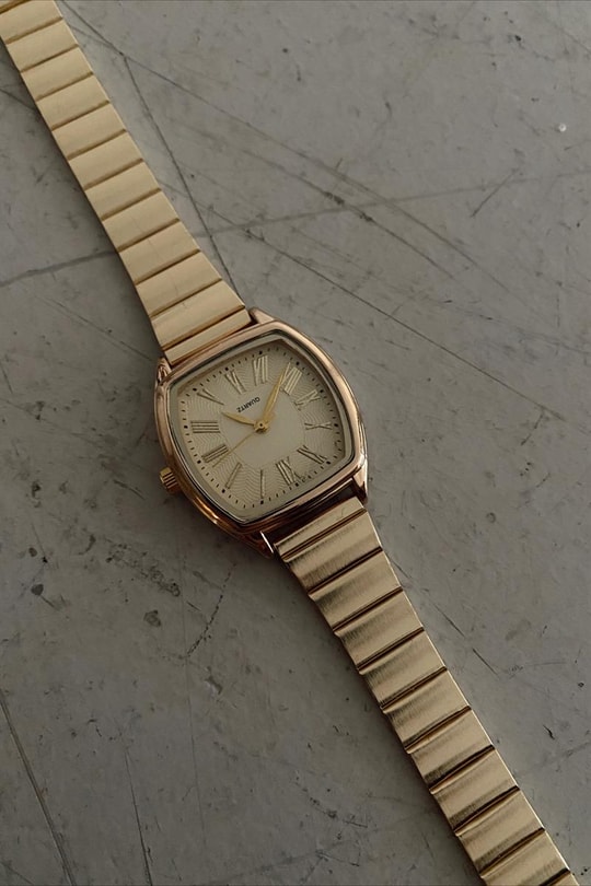 Vintage Roma Rakam Timeless Saat Gold