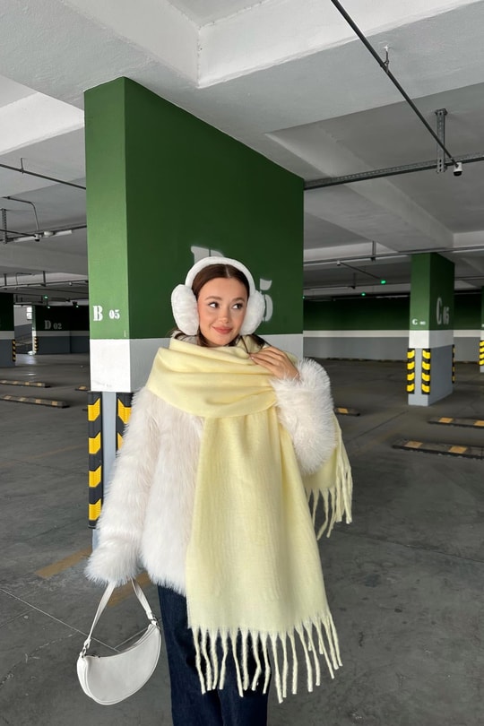 Püsküllü Şal Atkı Sarı