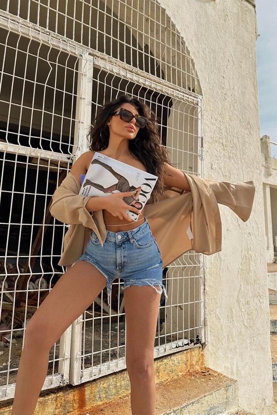 Çok Yırtıklı Denim Şort Mavi
