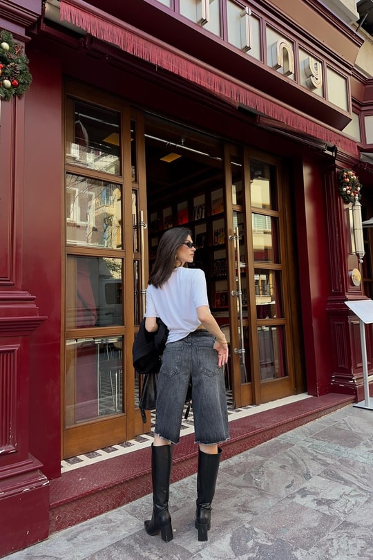Kesik Paça İp Kemerli Denim Şort Füme