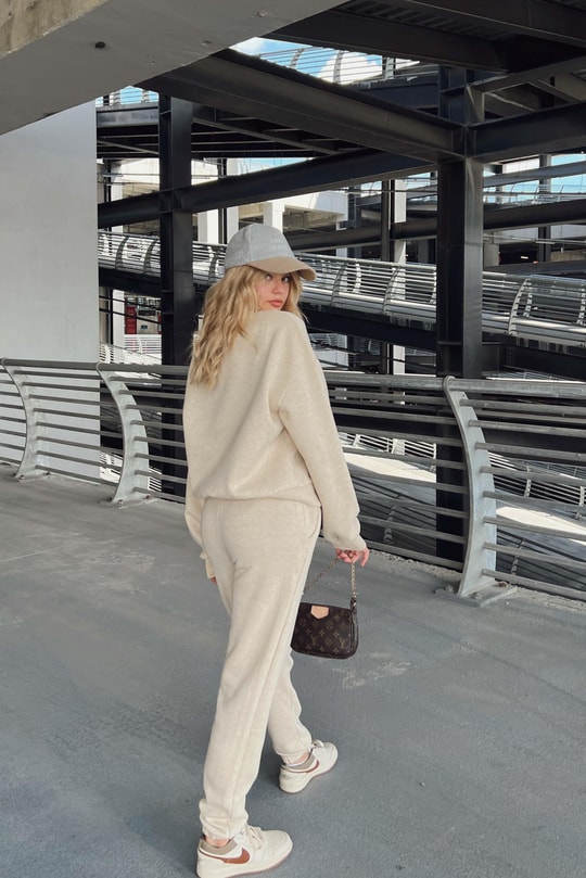 Bisiklet Yaka Basic Sweatshirt Bej Melanj