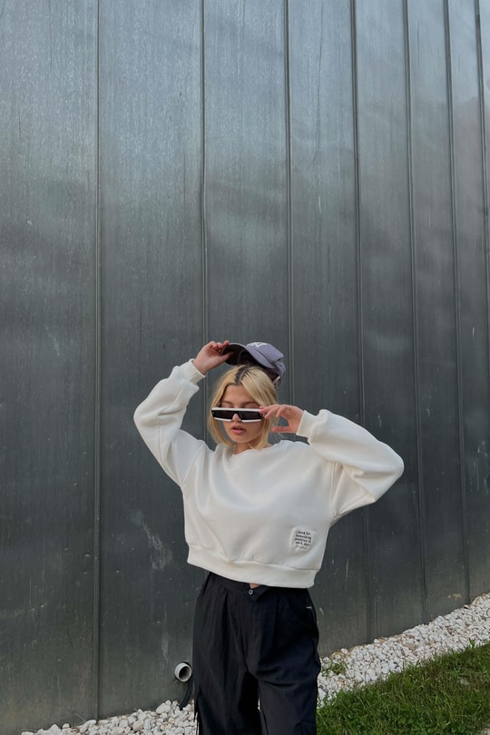 Bisiklet Yaka Crop Sweat Beyaz