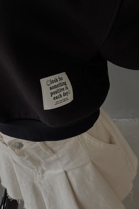 Bisiklet Yaka Crop Sweat Siyah