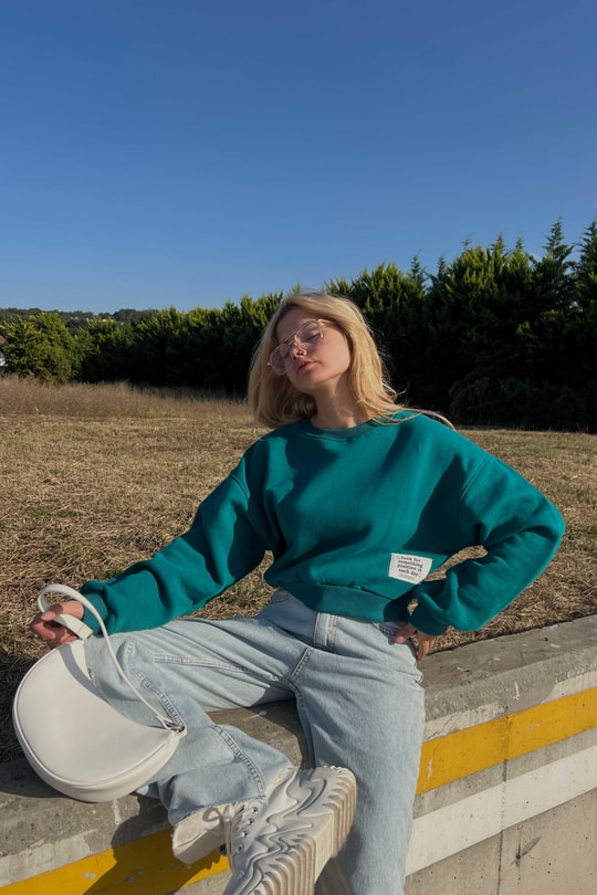Bisiklet Yaka Crop Sweat Zümrüt Yeşili