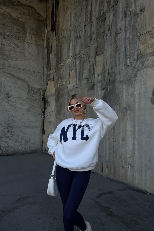 Bisiklet Yaka Nyc Sweatshirt Beyaz