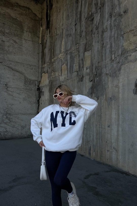 Bisiklet Yaka Nyc Sweatshirt Beyaz