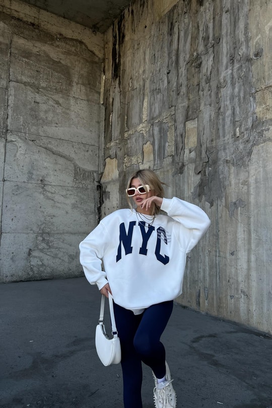 Bisiklet Yaka Nyc Sweatshirt Beyaz