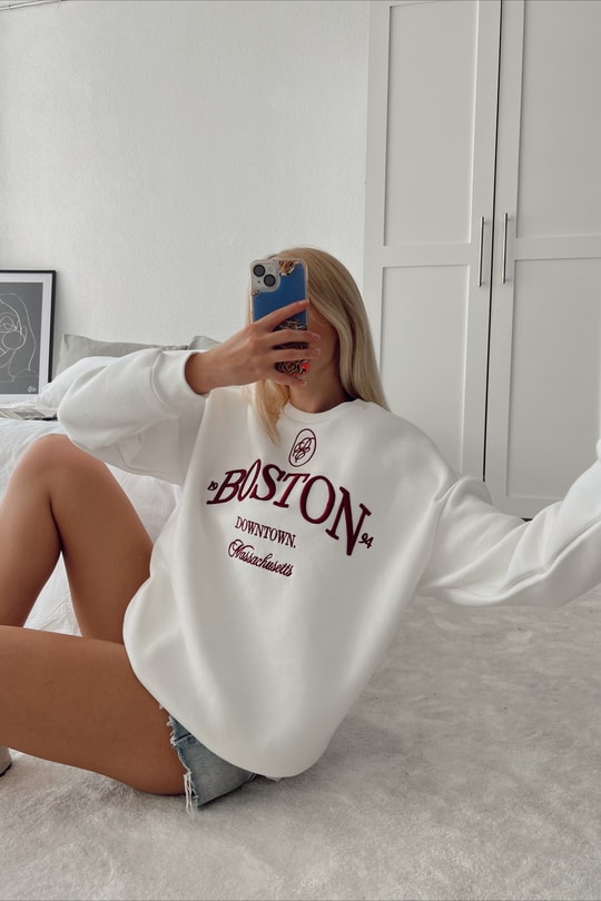 Boston Kolej Sweatshirt Beyaz
