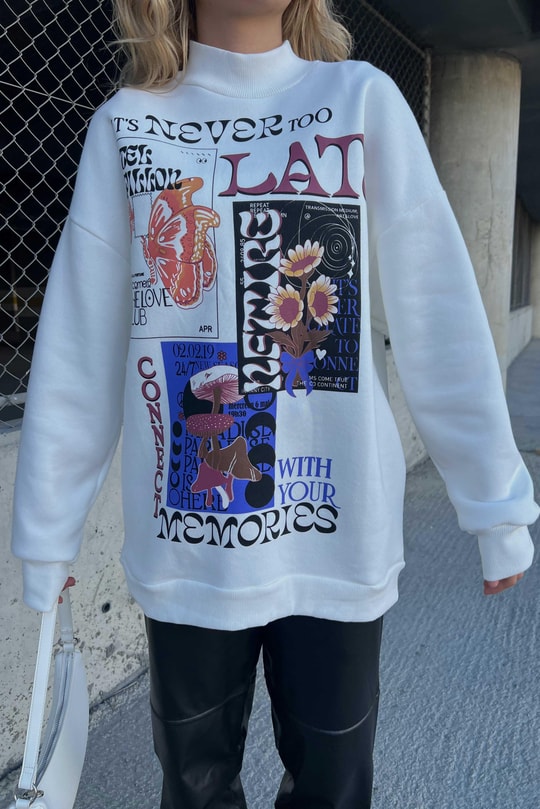 Dik Yaka Baskılı Sweatshirt Ekru