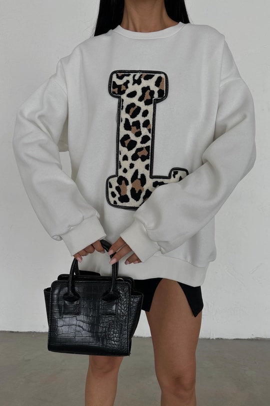 Harf Leopar Nakışlı Sweat Beyaz