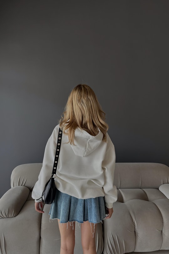 Kanguru Cepli Kapüşonlu Sweatshirt Beyaz