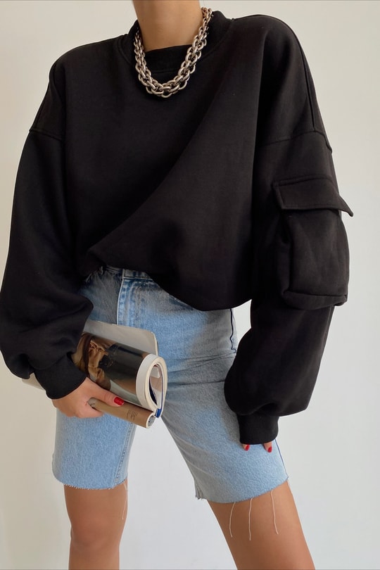 Kolu Cep Detaylı Oversize Sweatshirt Siyah