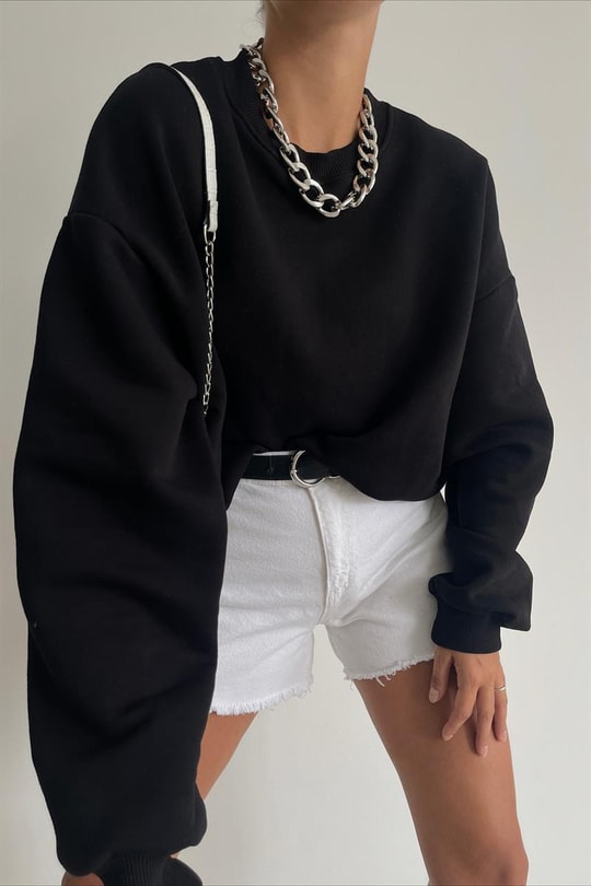 Ribana Detaylı Basic Sweatshirt Siyah