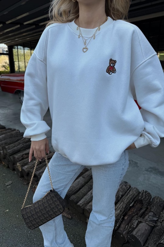 Teddy Nakışlı Sweat Beyaz