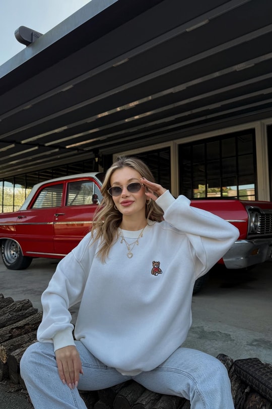 Teddy Nakışlı Sweat Beyaz