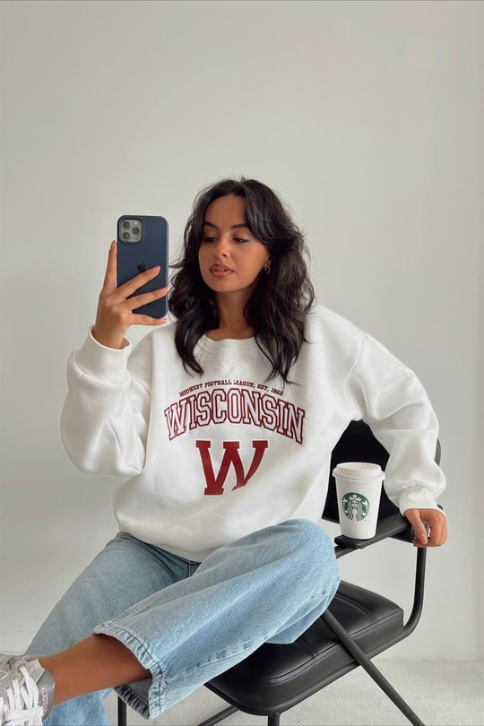Wisconsin Nakışlı Sweatshirt Beyaz