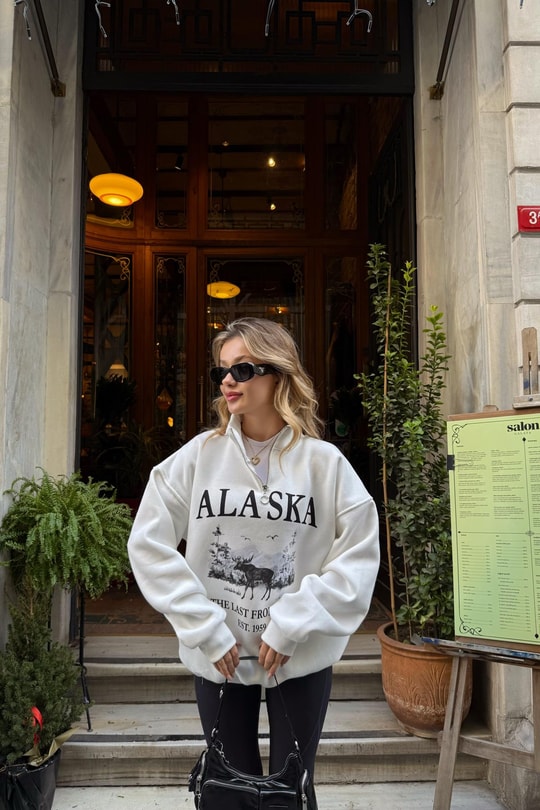 Zip Detay Alaska Baskı Sweat Beyaz