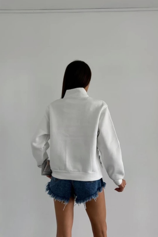 Zip Yaka Çizgili Sweat Beyaz