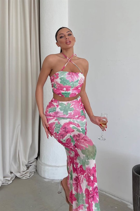 Boyundan Bağlamalı FlowerTasarım Takım Pembe