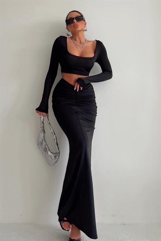 Büzgü Etekli Crop Basic Takım Siyah